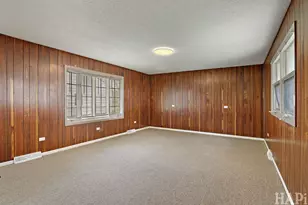 916 Chestnut St, Waukegan, IL 60085 - Photo 7