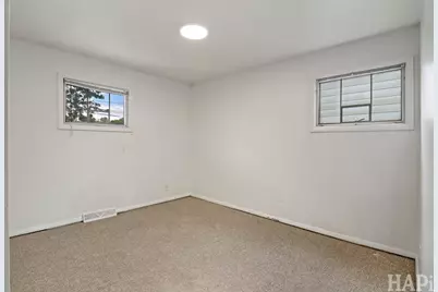 916 Chestnut Street, Waukegan, IL 60085 - Photo 15
