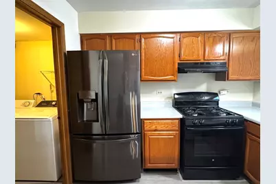 1404 W Sapphire Drive #1404, Hoffman Estates, IL 60192 - Photo 7