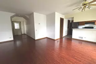 1404 W Sapphire Dr, Hoffman Estates, IL 60192 - Photo 3