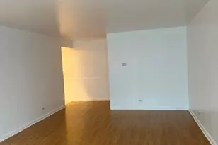 3008 Roberts Dr, Woodridge, IL 60517 - Photo 7