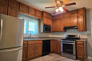 14920 Hamlin Ave, Midlothian, IL 60445 - Photo 9