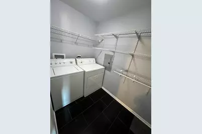 128 E Normandy Drive, Addison, IL 60101 - Photo 15