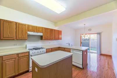 1623 S Candlestick Way #1623, Waukegan, IL 60085 - Photo 7