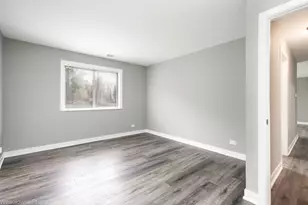 11 Oak Creek Dr, Buffalo Grove, IL 60089 - Photo 13