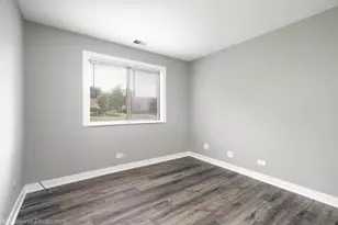 11 Oak Creek Dr, Buffalo Grove, IL 60089 - Photo 15