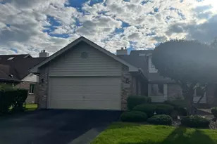 18308 65th Ave, Tinley Park, IL 60477 - Photo 1