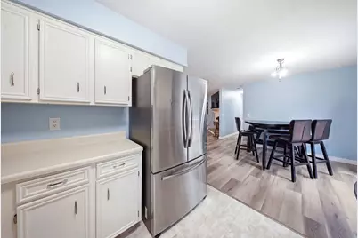 126 NE Queensbury Place NE, Poplar Grove, IL 61065 - Photo 5