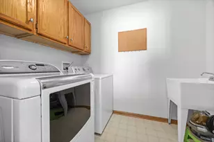 2139 Ashley Ct, Downers Grove, IL 60515 - Photo 29