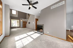 2139 Ashley Ct, Downers Grove, IL 60515 - Photo 9