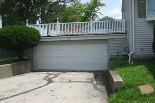 1007 Prairie Lawn Rd, Glenview, IL 60025 - Photo 25