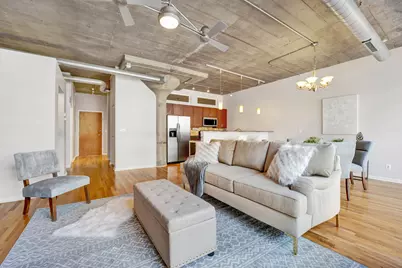 1070 W 15th Street #203, Chicago, IL 60608 - Photo 5
