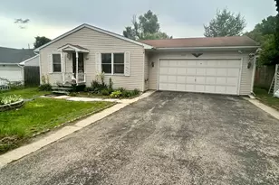 2974 17th St, Rockford, IL 61109 - Photo 1