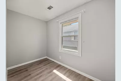 1610 Meadowbrook Court, Sycamore, IL 60178 - Photo 13