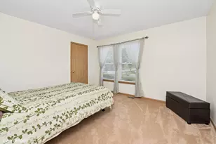 2930 Plumrose Ln, McHenry, IL 60050 - Photo 17