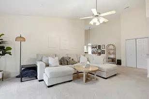 3846 Thornhill Dr, Champaign, IL 61822 - Photo 5