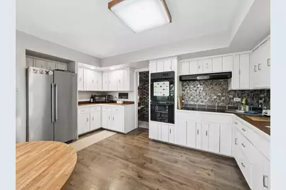 25521 W Blakely Parkway, Wauconda, IL 60084 - Photo 7