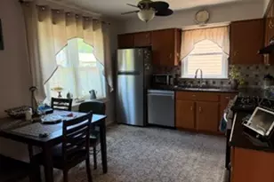 547 Grimes Ave, Naperville, IL 60540 - Photo 9