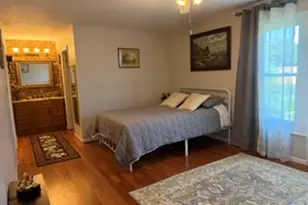 547 Grimes Ave, Naperville, IL 60540 - Photo 13