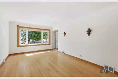 3221 N Pioneer Avenue, Chicago, IL 60634 - Photo 3