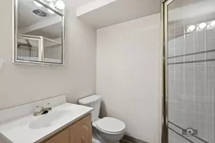 3221 N Pioneer Ave, Chicago, IL 60634 - Photo 15