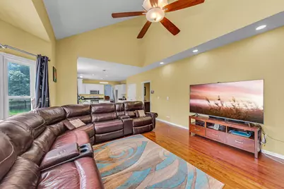 4756 Fesseneva Lane, Naperville, IL 60564 - Photo 7