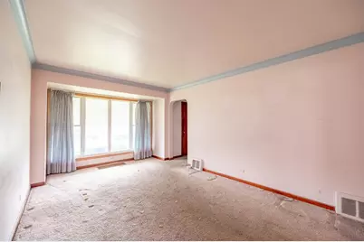 8042 S Sacramento Avenue, Chicago, IL 60652 - Photo 3