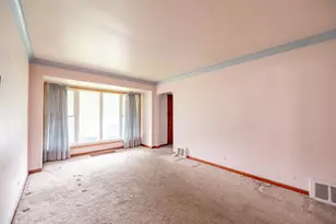 8042 S Sacramento Ave, Chicago, IL 60652 - Photo 3