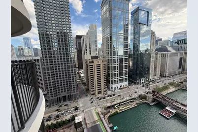 300 N State Street #3001, Chicago, IL 60654 - Photo 9