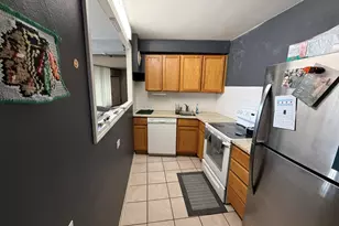 300 N State St, Chicago, IL 60654 - Photo 5