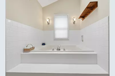 700 South Drive, Burr Ridge, IL 60527 - Photo 15