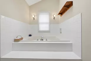 700 South Dr, Burr Ridge, IL 60527 - Photo 15