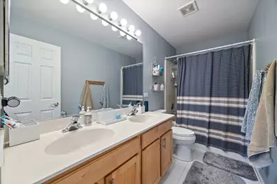 1214 Ridgewood Court, Vernon Hills, IL 60061 - Photo 31