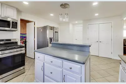 29 S Iowa Avenue, Addison, IL 60101 - Photo 9