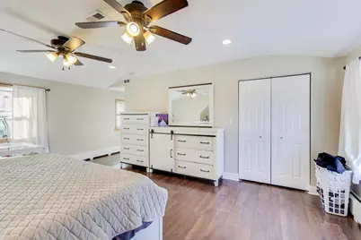 29 S Iowa Avenue, Addison, IL 60101 - Photo 13