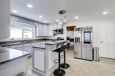 29 S Iowa Avenue, Addison, IL 60101 - Photo 7