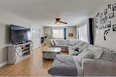 29 S Iowa Avenue, Addison, IL 60101 - Photo 3