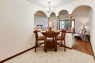 6430 W Belle Plaine Ave, Chicago, IL 60634 - Photo 13