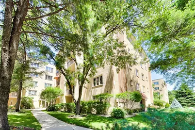 6430 W Belle Plaine Avenue #209, Chicago, IL 60634 - Photo 1