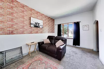 539 W 44th Street, Chicago, IL 60609 - Photo 9