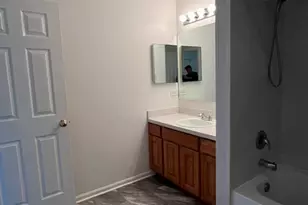 [Address not provided], Carpentersville, IL 60110 - Photo 13