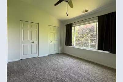 [Address not provided], Carpentersville, IL 60110 - Photo 11