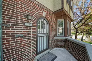 6948 35th St, Berwyn, IL 60402 - Photo 3