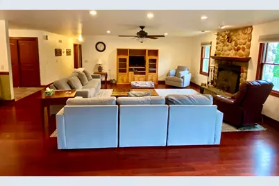 1126 S Eagle Chase Drive, Seneca, IL 61360 - Photo 9