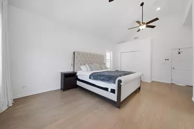 2112 W Superior Street, Chicago, IL 60612 - Photo 25
