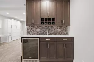 2112 W Superior St, Chicago, IL 60612 - Photo 39