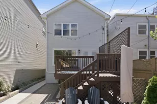 2112 W Superior St, Chicago, IL 60612 - Photo 41