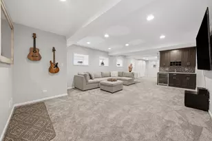2112 W Superior St, Chicago, IL 60612 - Photo 35