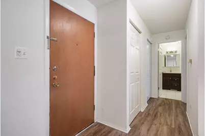 2604 N Windsor Drive #207, Arlington Heights, IL 60004 - Photo 3