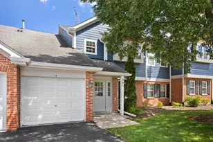 201 Charleston Ct, Schaumburg, IL 60193 - Photo 1